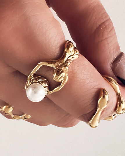 Twisted Pearl Ring